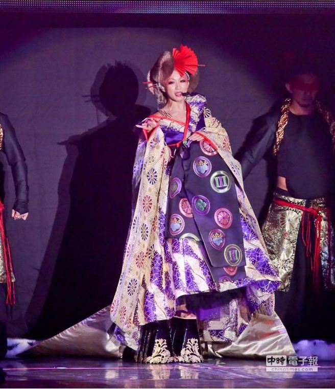 火辣尺度無上限 倖田來未貼身磨蹭女粉絲 星奇 網推