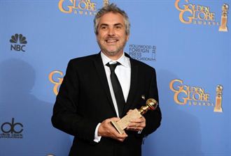 艾方索柯朗以地心引力獲金球獎最佳導演獎