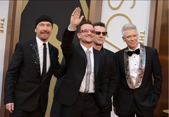 奧斯卡頒獎 U2獻唱《漫漫自由路》