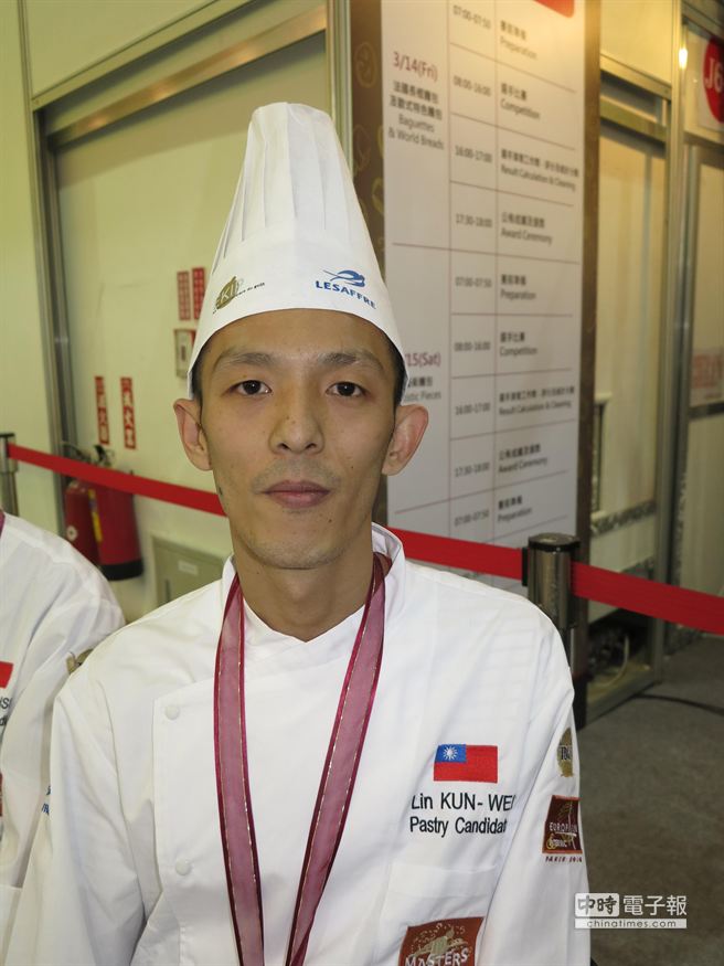 2014世界麵包大賽甜點組季軍林坤緯，擅長以台灣水果為內餡，秘密武器是客家鹹豬肉。（馮景青攝）