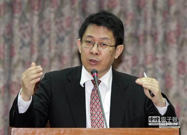 蔣偉寧回應，若有學校提出漲價，教育部將會依照程序審核，也希望學校多與家長溝通在提出漲價。（王遠茂攝）