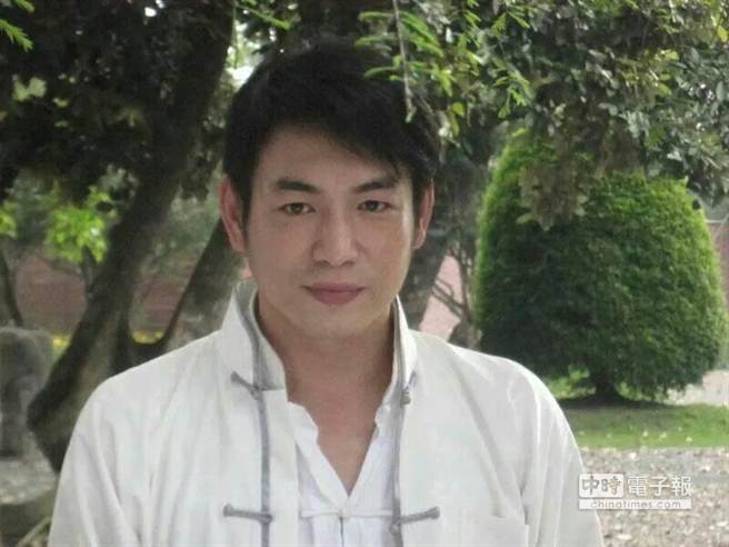 涉嫌言語性騷擾的鄉土劇男演員王信翔。(謝幸恩翻攝)