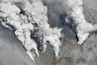 日本御嶽山噴發 1死7活埋44人被困
