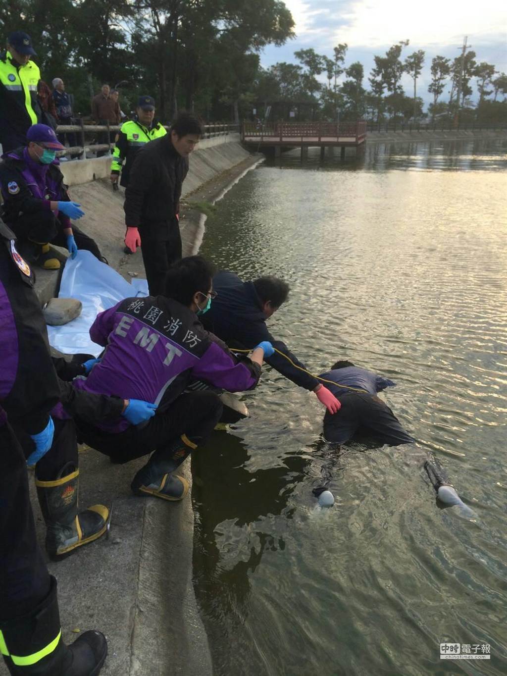 霄裡池50歲男浮屍排除他殺 社會 中時