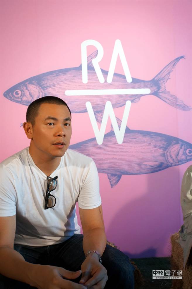 受国际厨艺界高度肯定的江振诚，与台湾赫士盟餐饮集团合作开设的RAW餐厅，即将试营运。(图／姚舜摄)