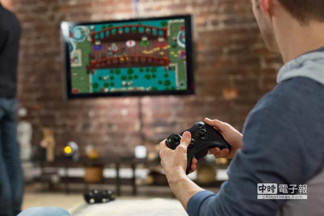 Razer Serval 蓝芽游戏控制器。（业者提供）