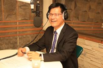 林佳龍接受電台專訪細數上任1個月政績