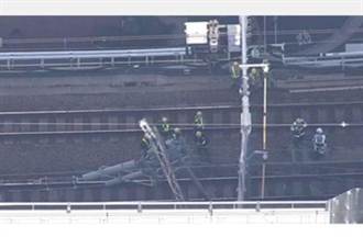 東京山手線 發生電線支柱倒塌意外