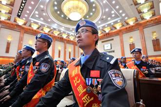 中國第二支赴賴比瑞亞維和員警防暴隊凱旋