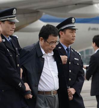 逃新加坡4年 紅色通緝令2號貪官李華波被逮