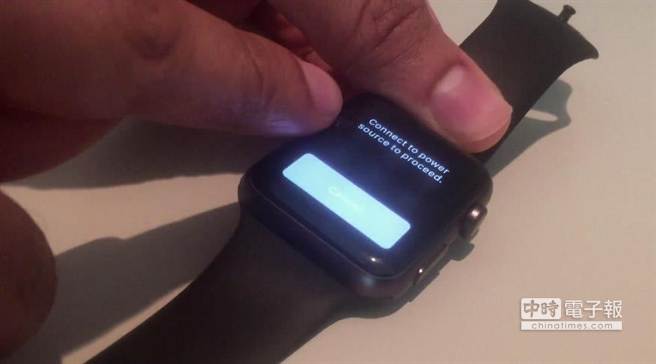外媒發現Apple Watch缺少Activation Lock功能，擔憂Apple Watch可能成為繼iPhone後的竊賊新目標。(取自YouTube)