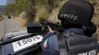 墨西哥警察與民眾爆發槍戰 至少39死