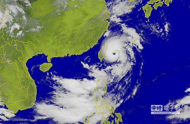 氣象局針對多處縣市發布豪雨、大雨特報，提醒民眾多加留意天氣訊息。（圖翻攝自氣象局網站）