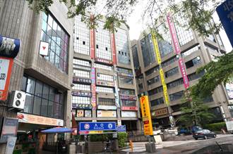 他好奇「台中沒有外國人？」在地人打臉推1處：五六日一堆