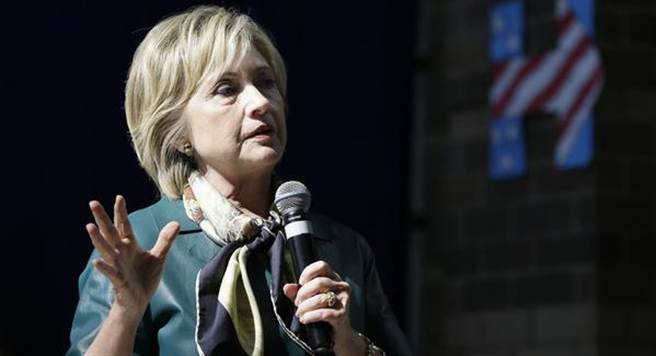 希拉蕊7日受訪時首度表態拒絕支持TPP。（圖／美聯社）