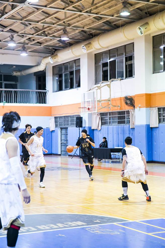 「PHANTACi Basketball Carnival 籃球嘉年華－東西區明星對抗賽」。（取材自PHANTACi微博）
