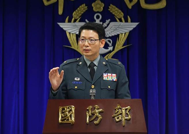 国防部今天上午举办记者会，对于魏姓女子于PTT网站指称宪兵违法搜索一案造成社会各界关切与纷扰，国防部表示歉意。（本报系资料照片）