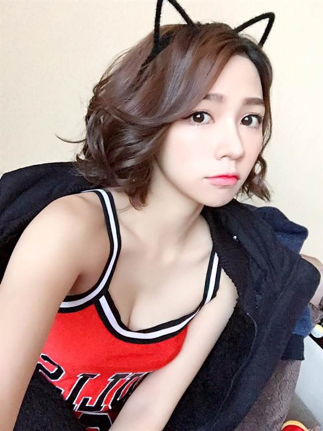 伊林模特儿曾智希（图片来源：摘自曾智希脸书）