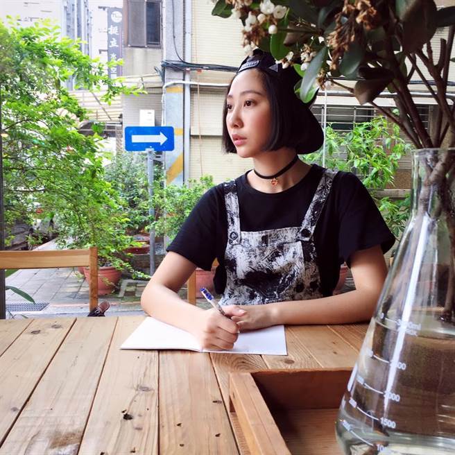 伊林模特儿姚蜜（图片来源：摘自姚蜜脸书）