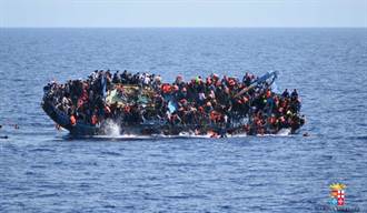 難民悲歌! 利比亞外海船難 百餘人恐溺斃船艙