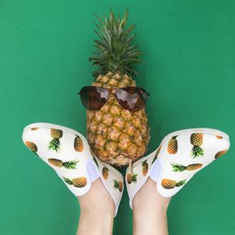 酷暑必備！@ Flossy 腳踩水果、童趣塗鴉 引爆你的盛夏足下時尚！