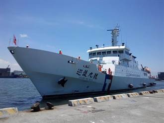沖之鳥海域護漁 「巡護九號」返抵高雄港整補物資