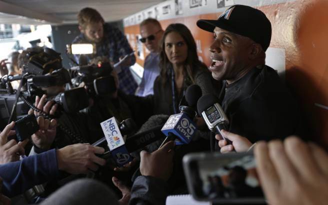 马林鱼打击教练邦兹遭到开除，只待了1个球季。(美联社资料照)