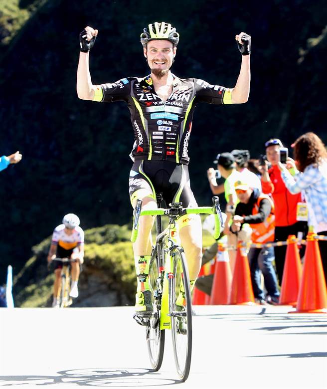 效力日本右京隊的西班牙奧斯卡，勇奪2016台灣KOM冠軍。（自行車騎士協會提供）