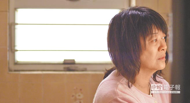 金燕玲在《一念無明》飾演精神病患者，總是頭髮凌亂、衣冠不整。（Mad World Ltd.提供）