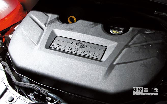全新世代的EcoBoost 245渦輪汽油新動力，馬力也全面提升至245匹、油耗表現更提升達5％，動力與節能全面再升級。圖／陳慶琪