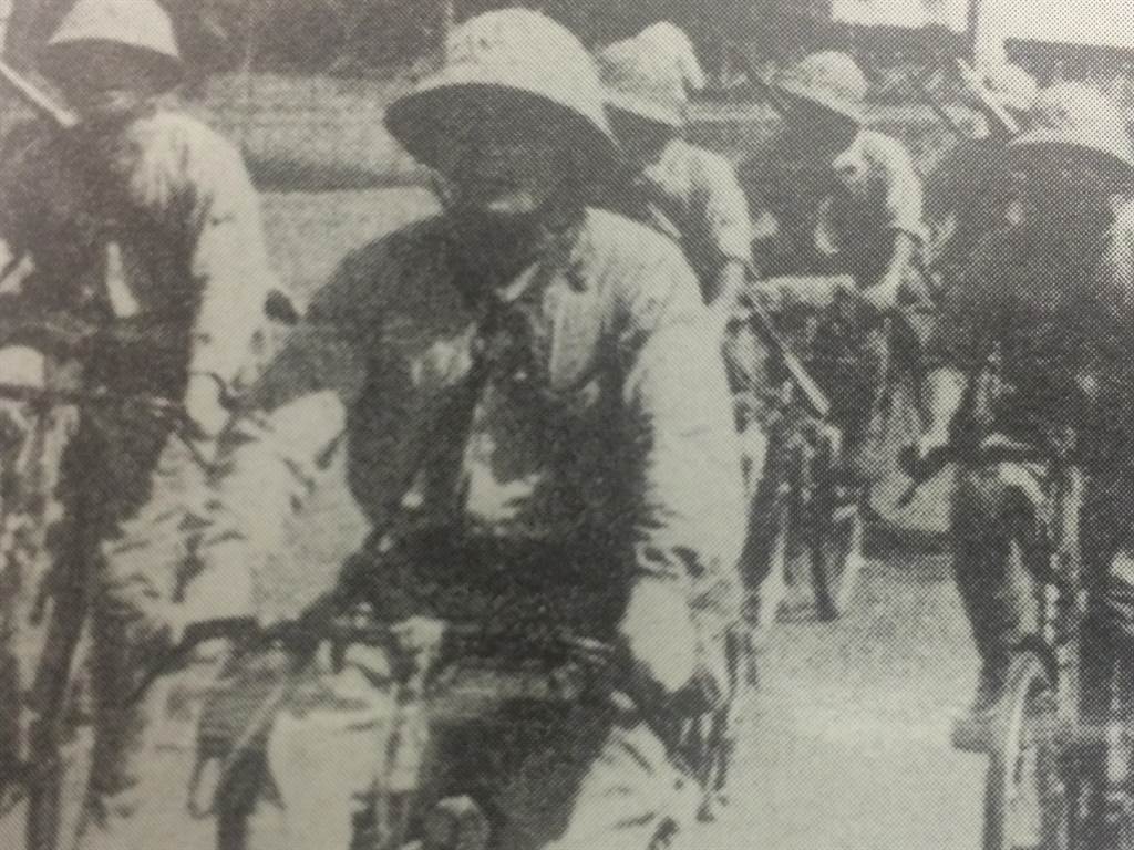 騎著腳踏車征服馬來半島的日軍。（網路照片）