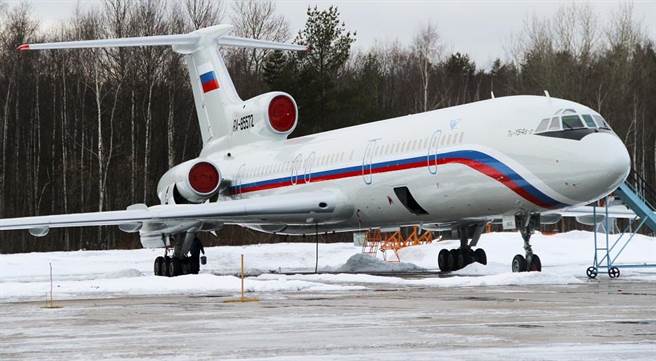 與失事軍機同樣型號的一架圖154飛機。(圖/美聯社)