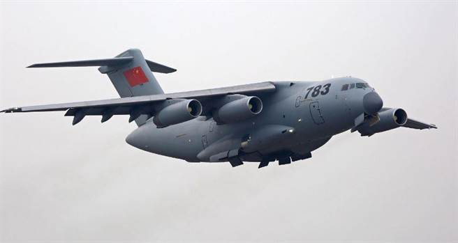 運20是大陸自製的大型運輸機，使大陸具有快速而大量的戰略運輸能力。(圖/新華網)