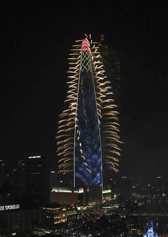 世界第五高樓 韓樂天世界塔正式開幕
