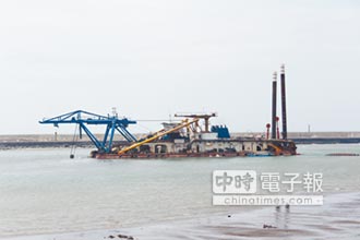 新竹漁港清淤 絞吸船超給力