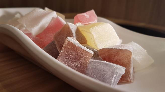 一位网友发现爆红凉糕一份要价340元，跟小时候的价钱差很多。（示意图／资料照，蔡依珍摄）