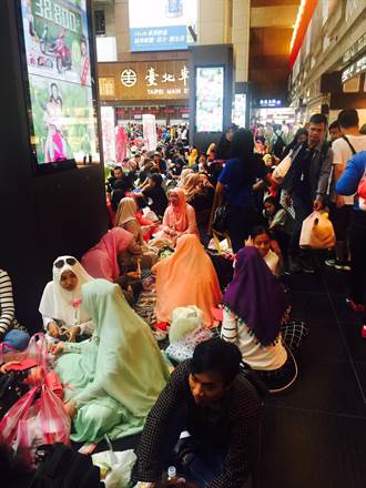 開齋節! 台北車站湧進大量印尼穆斯林