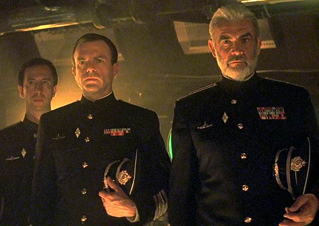 在1990战争大片猎杀红色十月当中，具有无声磁流式推进器的潜舰几乎引发美苏大战。(图/派拉蒙影业)