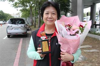 退休師當手語翻譯志工 推動台南第一批聽障者踏入科技業