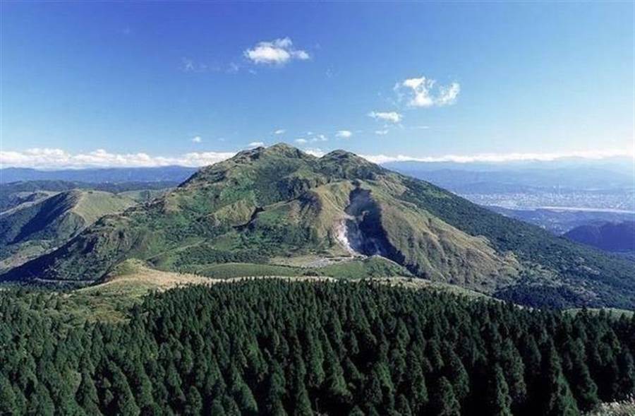 位於七星山西北麓的小油坑。(圖／陽明山國家公園官網)