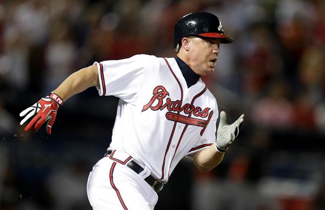 勇士隊傳奇球星奇柏瓊斯獲邀擔任客座打擊顧問。（美聯社資料照）