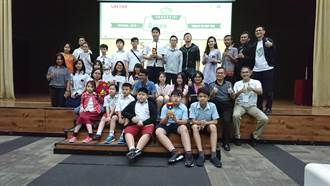 雅加達臺灣學校機器人課程 中學生參賽奪金