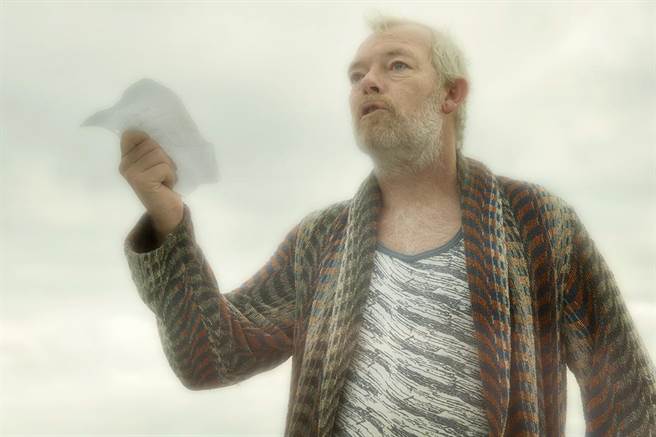 丹麥影帝薩翰梅林飾演鐵血爸爸。（聯影提供）