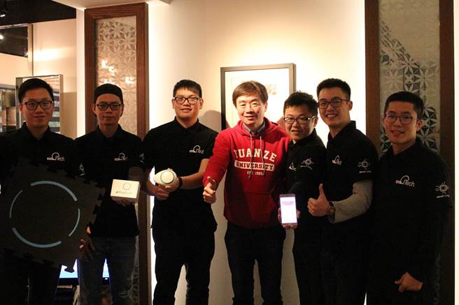 元智大學老人福祉科技研究中心團隊成立世大福智科技股份有限公司，簡稱「世大智科(Seda-G-Tech)」，以「智慧生活－物聯網－老人無止科技」為核心，將歷年來研究中心的研發成果轉變為一系列「天才家居」智慧生活產品。（元智大學提供）