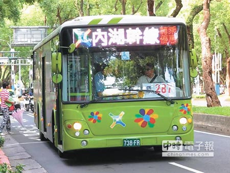 東湖通勤族想要直達公車 地方新聞 中國時報