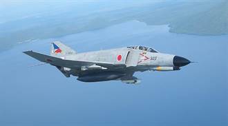 老當益壯 日本F-4幽靈戰機擊敗F-15鷹