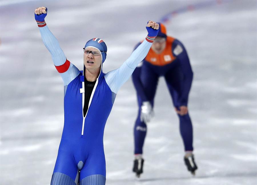 конькобежный спорт даниил беляев. яхта конькобежец 4 буквы. фигура конькобежца. кеннет хенри конькобежец. дмитрий юсков.