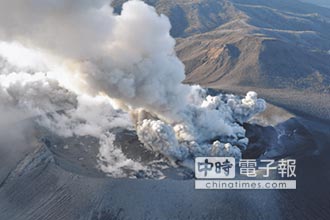 新燃岳火山爆發 鹿兒島機場封閉