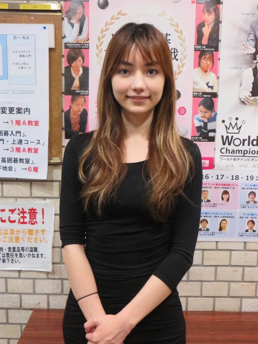 台湾美女棋士黑嘉嘉于日本世界女子围棋赛摘银 国际 中时