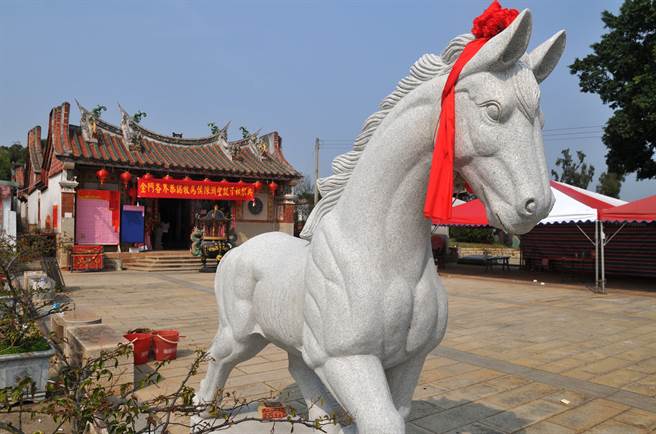 坐落于庵前村的金门县定古蹟「唐牧马侯祠」。（李金生摄）